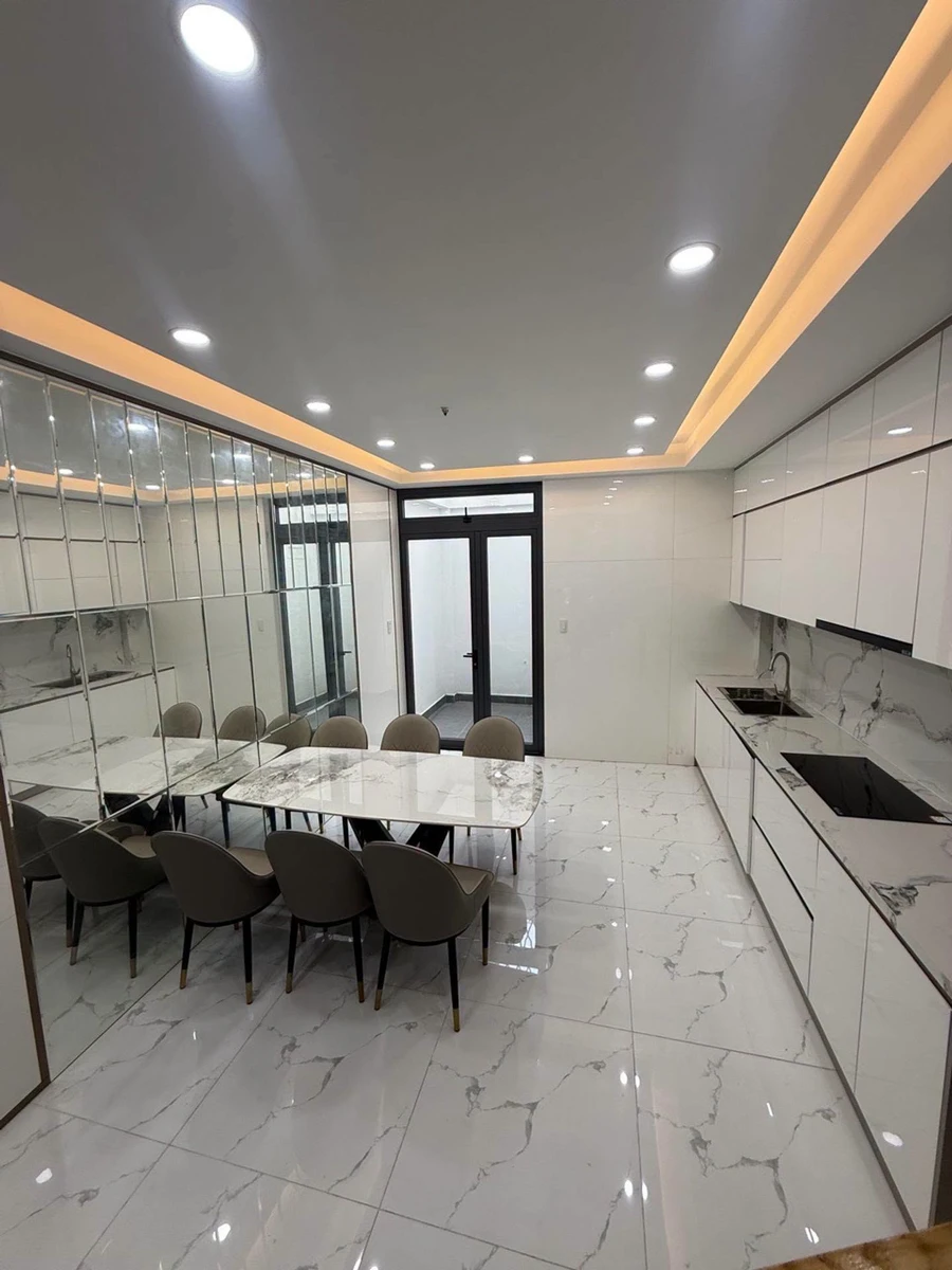 Bán nhà phố 4 tầng 73m² full nội thất Tân Quy 16,99 tỷ - Ảnh thu nhỏ 5
