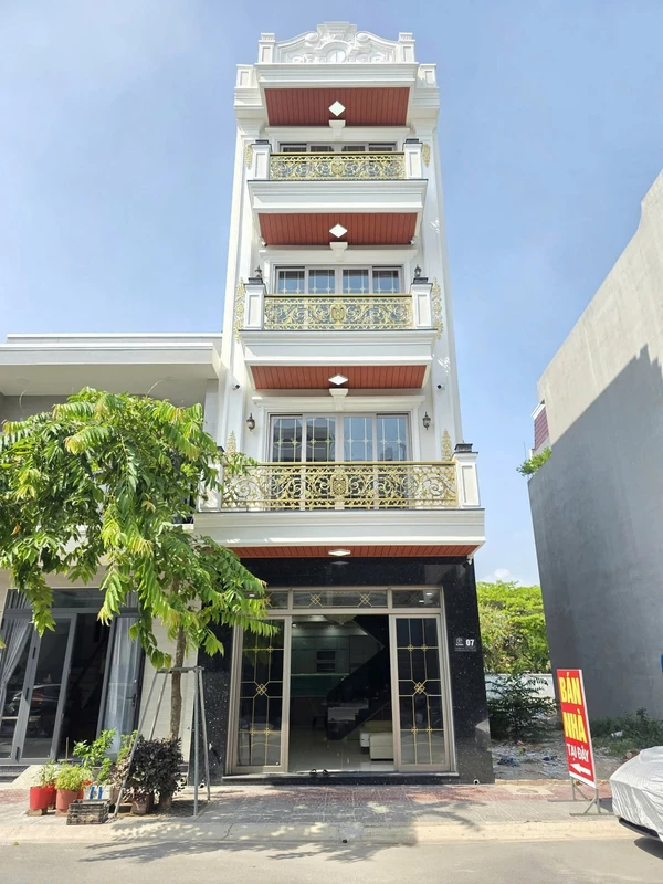 Bán nhà 4 tấm 60m² Đông Hòa Dĩ An 8 tỷ 600
