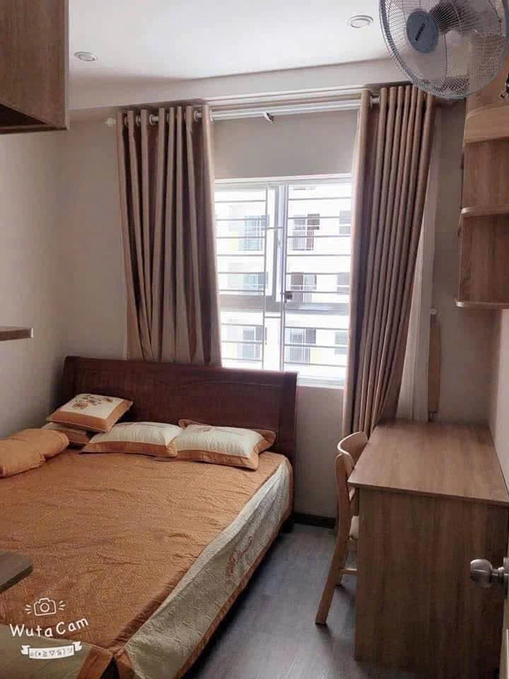 Bán căn hộ Hoàng Quân 2PN 62m2, giá 2 tỷ - Ảnh 1