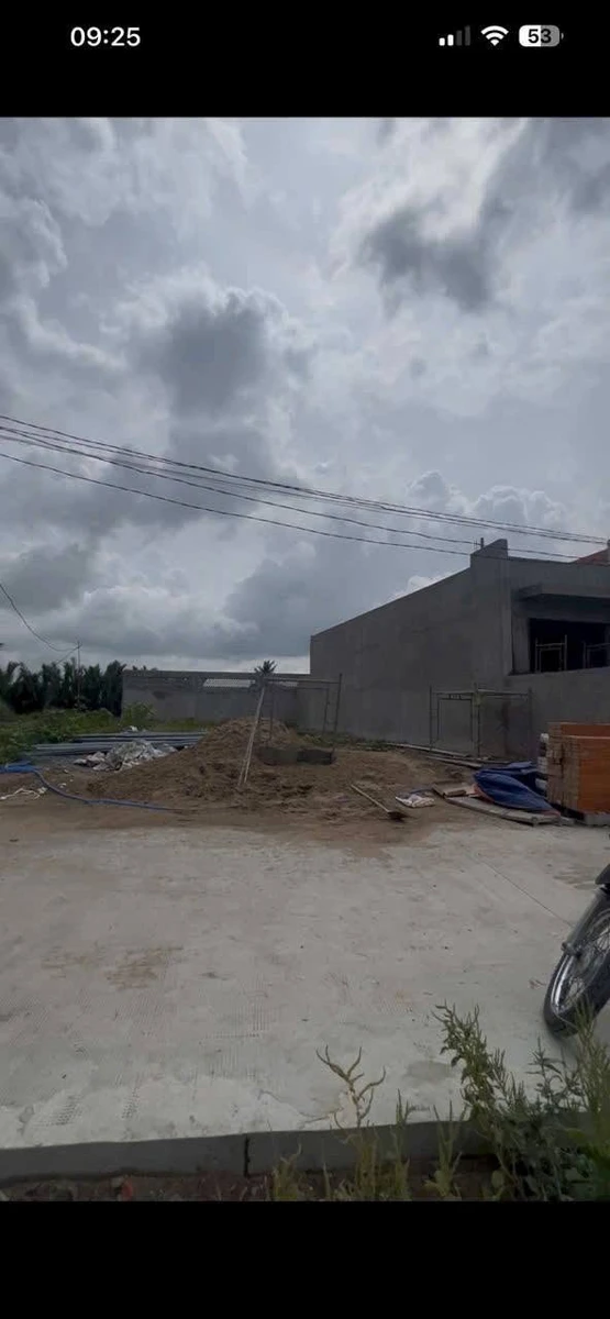 Bán đất lô lọt khe 110m2 giá 1 tỷ 400 triệu tại Tân Bửu, Bến Lức, Long An - Ảnh 1