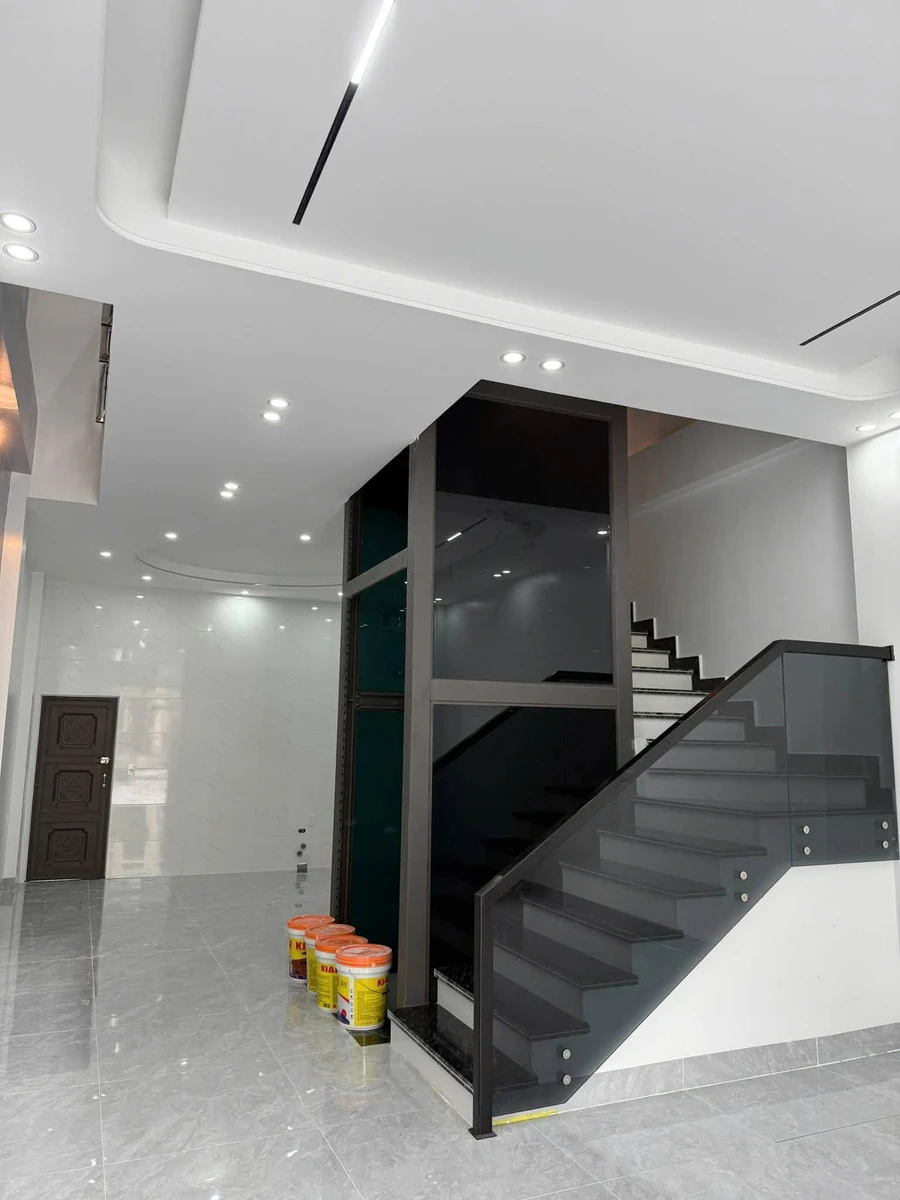 Bán nhà 4 tầng 75m² mặt tiền 5m Cao Thắng - Ảnh thu nhỏ 4