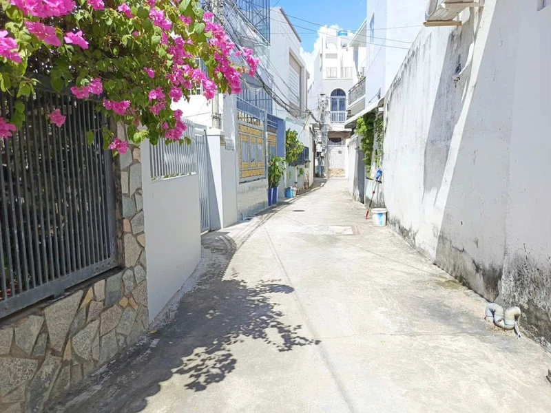 Bán dãy trọ 11 phòng 273m2 Lê Duẫn Phan Thiết