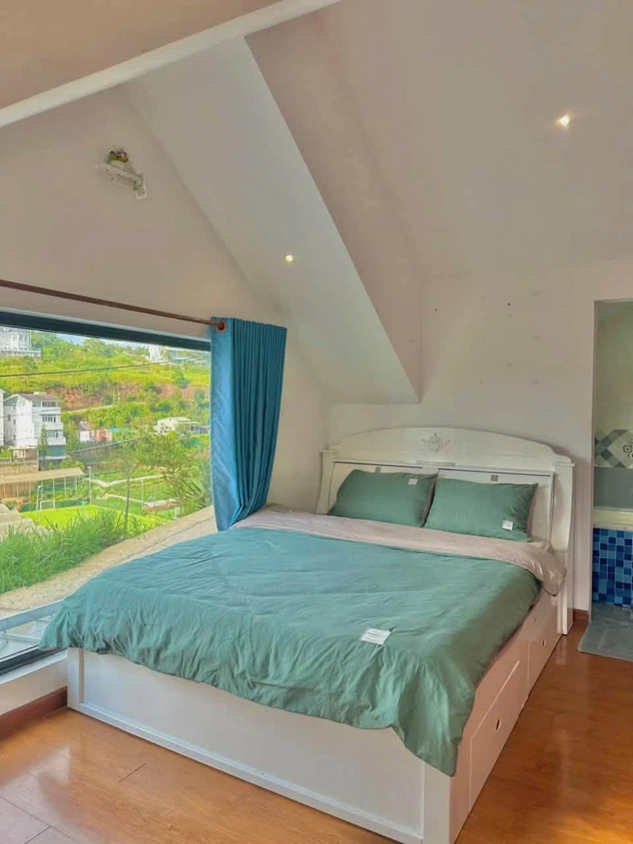 Bán nhà hai mặt tiền 192m² view thung lũng Đà Lạt 9.6 tỷ - Ảnh 1