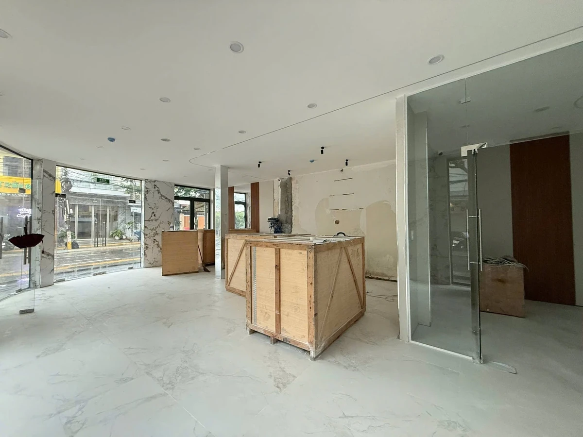 Bán nhà 3 tầng góc Tố Hữu - Lê Thị Hồng Gấm, 155m2, khu Hòa Cường, Đà Nẵng - Ảnh thu nhỏ 2