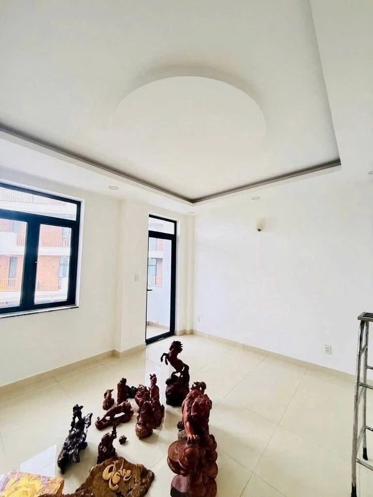 Bán nhà mặt tiền Bình Thạnh 5 tầng 90m2, 16.99 tỷ - Ảnh thu nhỏ 5