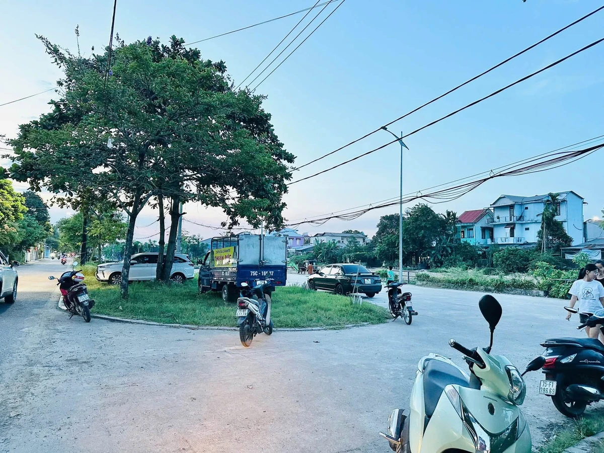 Bán mặt tiền đất 702m2 Vạn Xuân Huế, view công viên và sông - Ảnh thu nhỏ 2