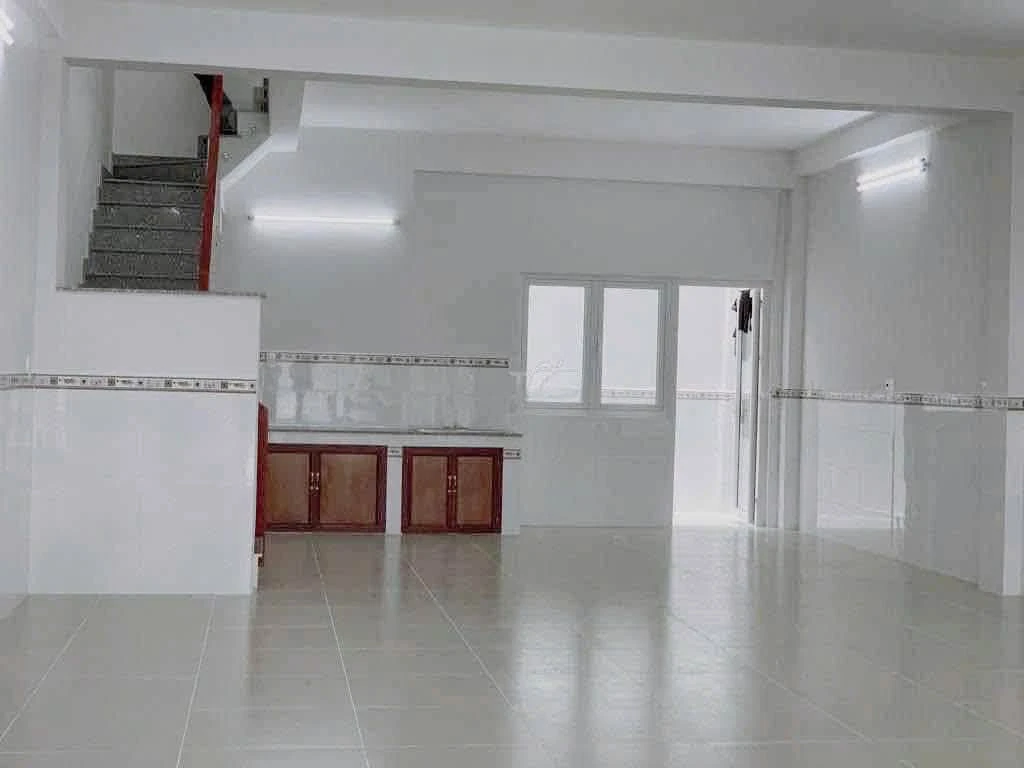 Cho thuê nhà kho hẻm xe tải Nguyễn Sỹ Sách, 108m2, Tân Bình - Ảnh thu nhỏ 4