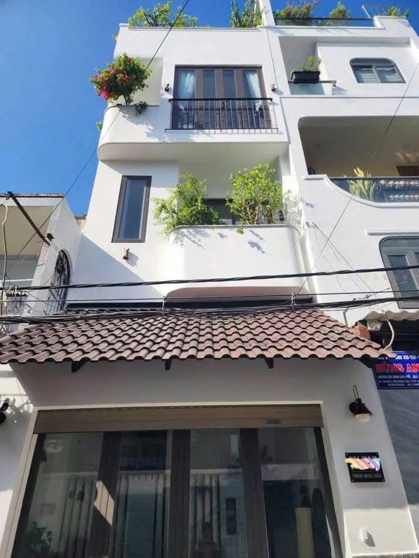 Bán nhà 4 tầng hẻm xe hơi 44m2, 5PN, trung tâm Quận 10, giá 7.x tỷ - Ảnh thu nhỏ 4