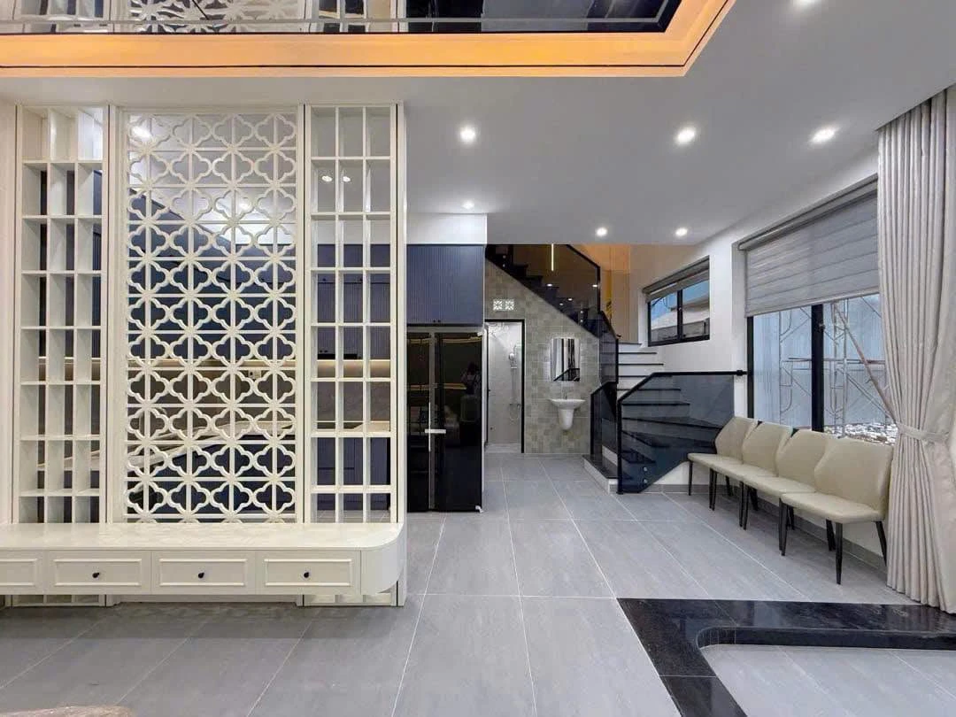 Bán nhà 3 tầng 145m² 4PN gần Lotte, Đà Nẵng, 5,5 tỷ - Ảnh 1