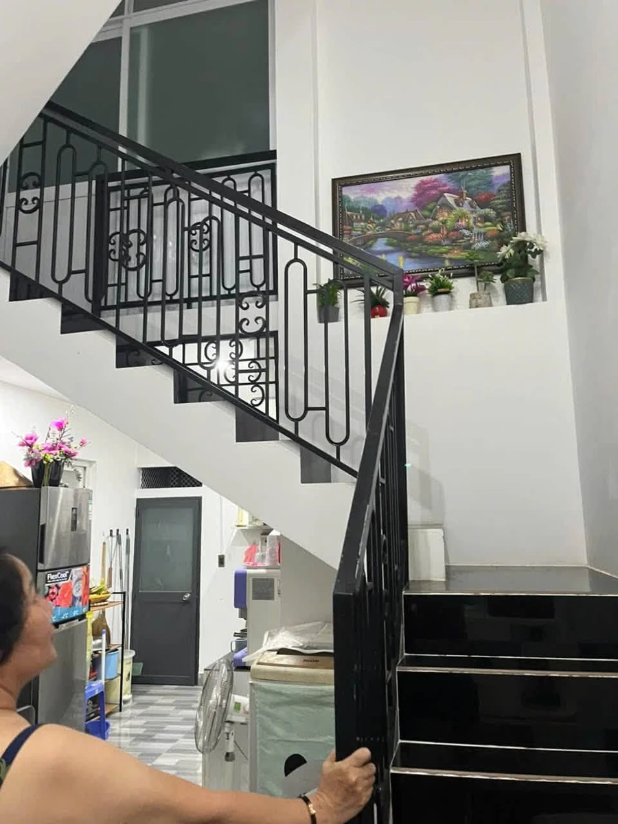 Bán nhà 3 tầng 40 m2 Vũng Tàu 2 tỷ 550 - Ảnh thu nhỏ 3