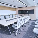 550m2 cắt nhỏ từ 100m2 giá 300 nghìn/m2/th sẵn nội thất tại Vinhomes D'Capitale Trần Duy Hưng - Ảnh thu nhỏ 9
