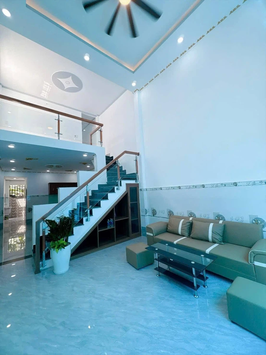 Bán nhà trệt lửng 72m² 3 phòng ngủ Dĩ An Bình Dương - Ảnh thu nhỏ 2