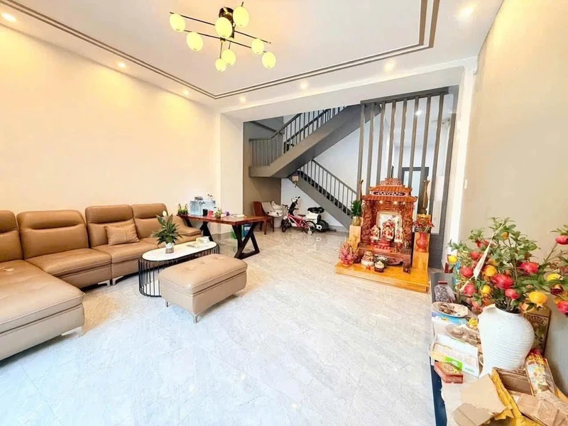 Bán nhà 2 tầng 4 phòng 200m² MT Văn Cao Rạch Giá