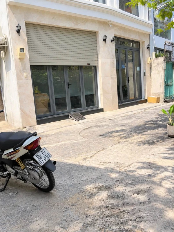 Bán nhà cấp 4 hẻm Lý Thái Tổ Lagi 159m² muon
