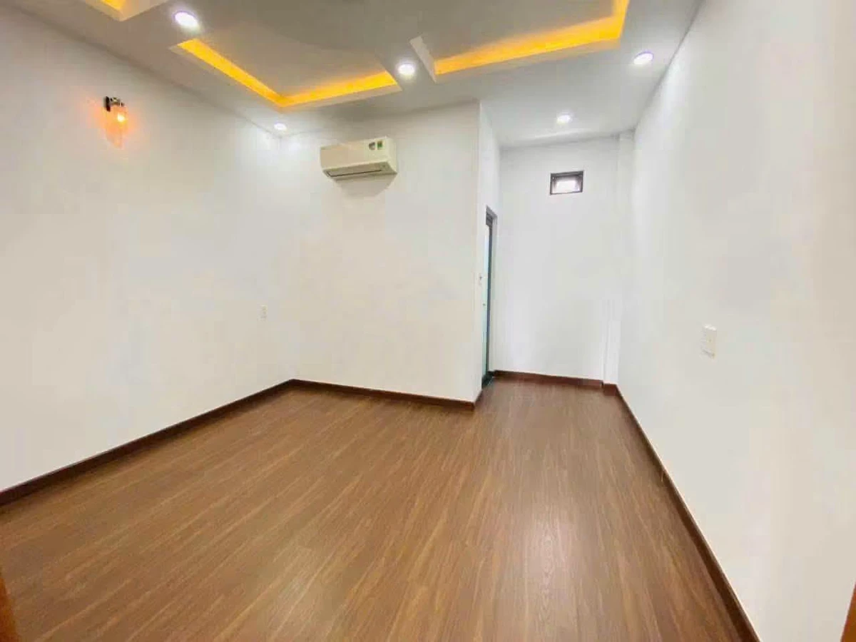 Bán nhà 6PN 60m2 Thạnh Lộc Quận 12 - 5 tỷ 700 triệu - Ảnh thu nhỏ 3