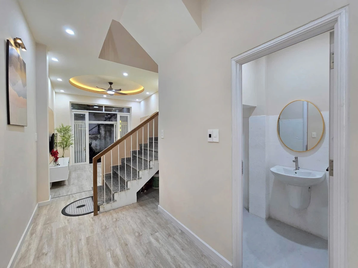 Bán nhà 2 tầng 44m² kiệt 377 Hải Phòng gần Chợ Cồn, Đà Nẵng giá 3,58 tỷ - Ảnh thu nhỏ 2