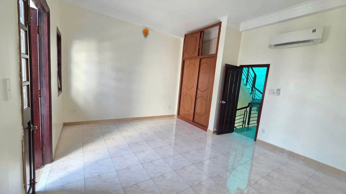 Bán nhà mặt tiền kinh doanh Tân Phú 106m2 4 tầng 4 phòng - Ảnh thu nhỏ 5