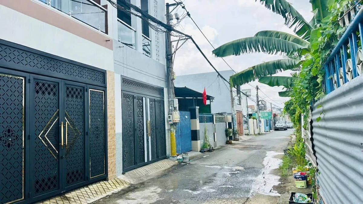 Bán nhà lầu thổ cư Tân Phú 3 tỷ 650, 71m2 - Ảnh 1