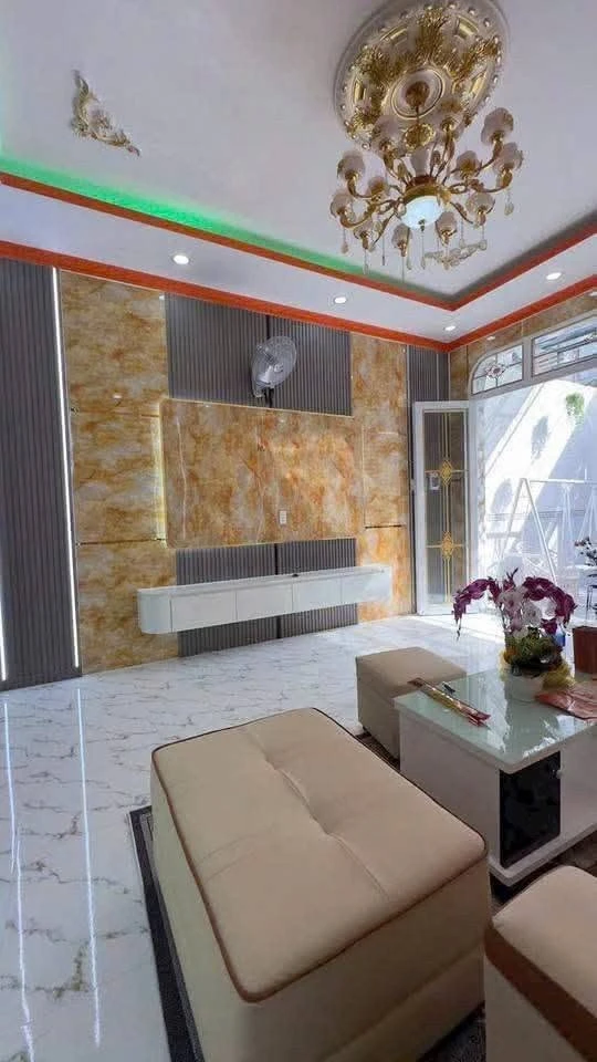 Bán nhà 1 trệt 1 lầu 4PN, 4,2x19m, sát QL50 vòng xoay Tân Kim, giá 3,18 tỷ - Ảnh thu nhỏ 4