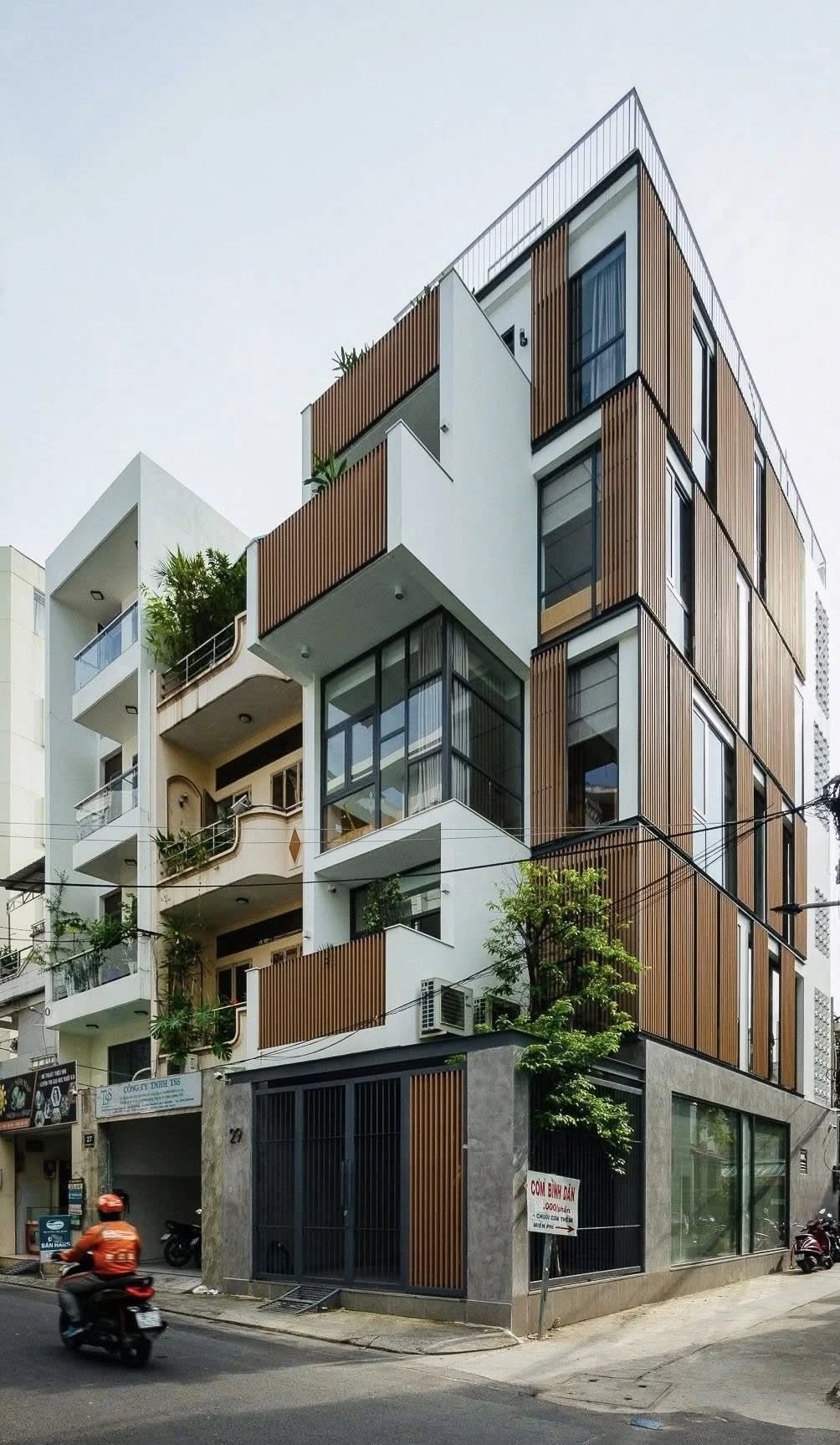 Bán nhà 5 tầng 100m² 2 mặt tiền gần Công viên Gia Định, Phú Nhuận - Ảnh 1