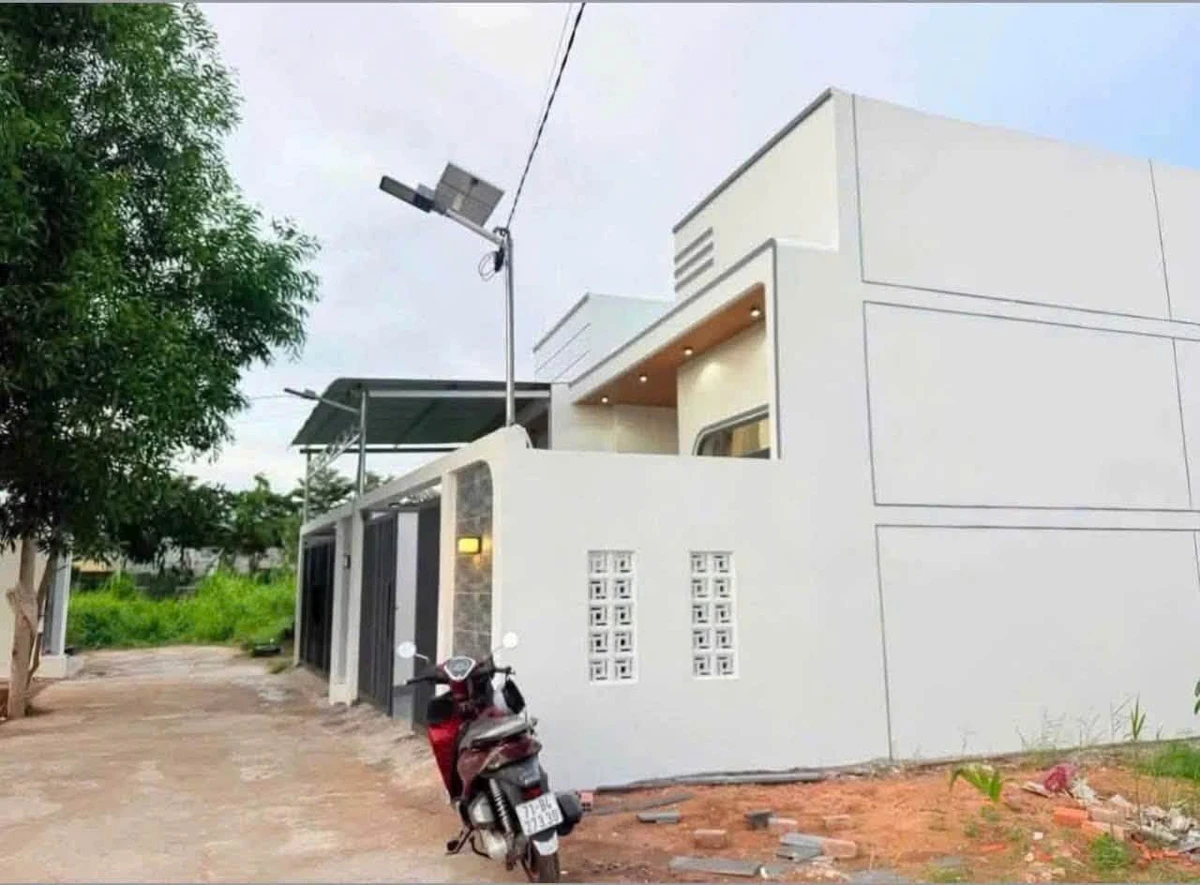 Nhà bán Quận 1, 101m², 2PN, 1 tỷ 250 triệu - Ảnh thu nhỏ 2