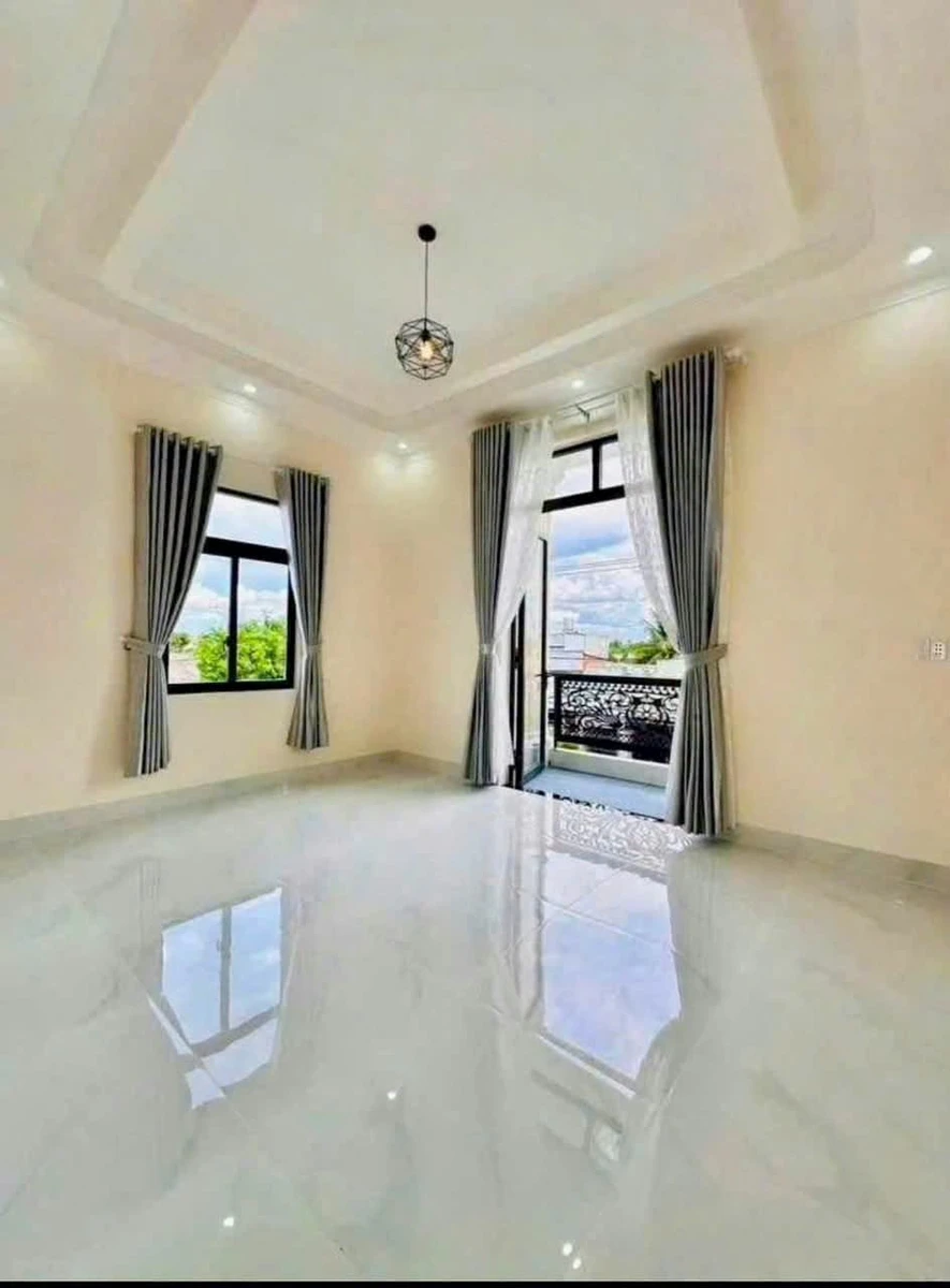 Bán nhà lầu Nguyễn Văn Linh 112m² 3 phòng, 2 tỷ 590 triệu - Ảnh thu nhỏ 4
