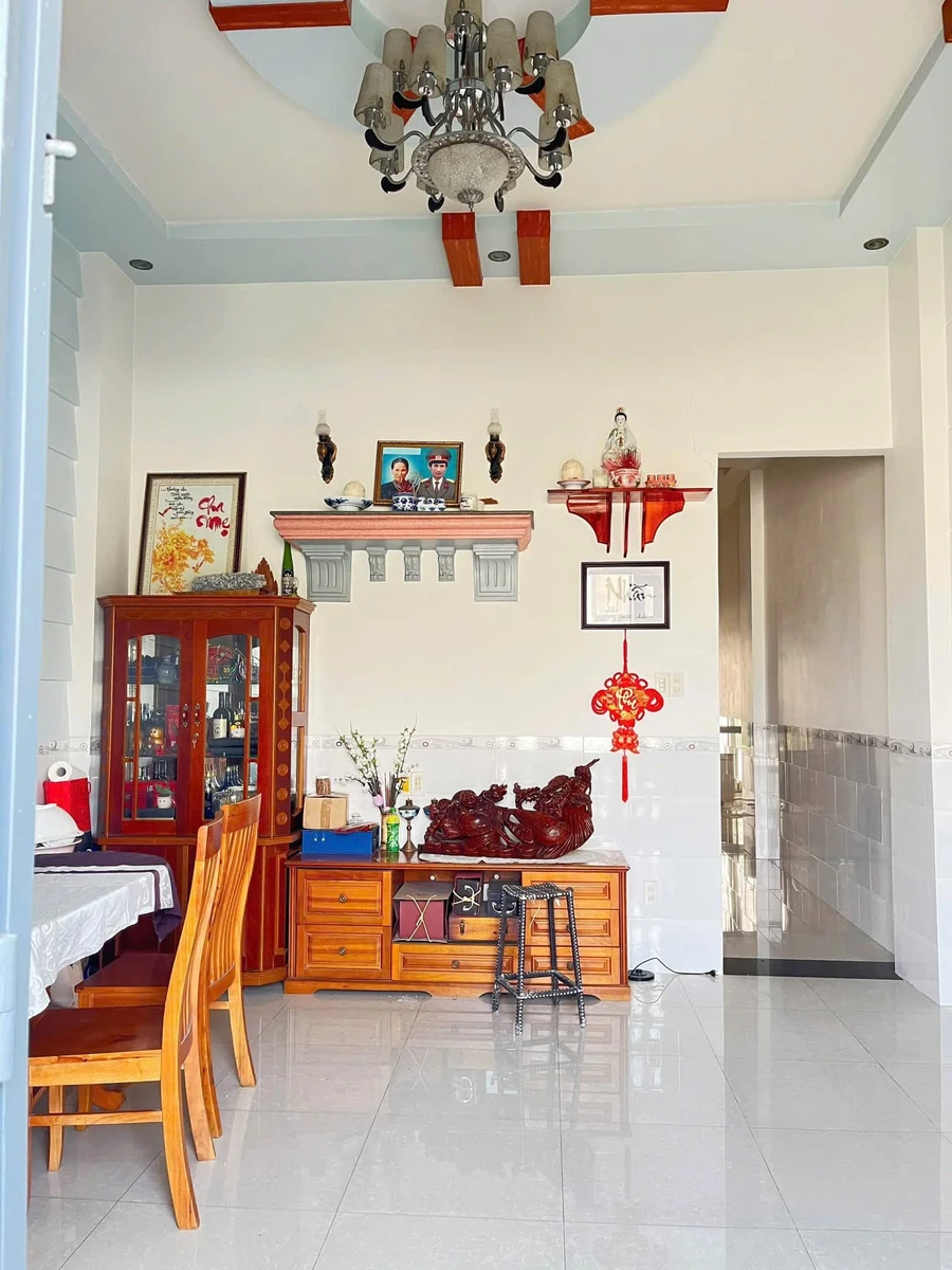 Bán nhà 1 trệt 1 lầu 94m2 hẻm xe hơi gần đường Vũ Hồng Phô, Bình Đa, Biên Hòa - Ảnh thu nhỏ 3