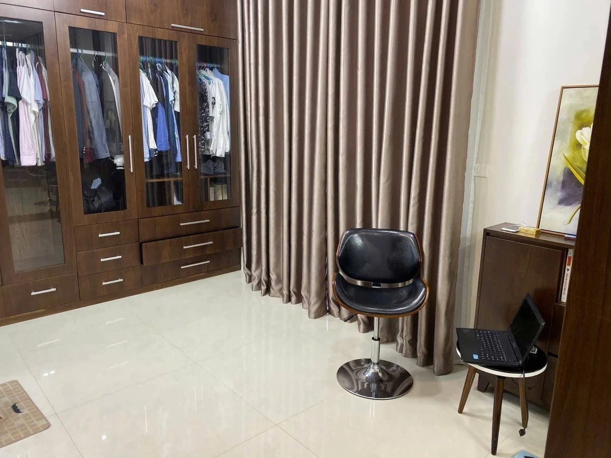 Bán nhà 4 tầng thang máy 120m2 Vinhomes Imperia Hải Phòng 19 tỷ - Ảnh thu nhỏ 3