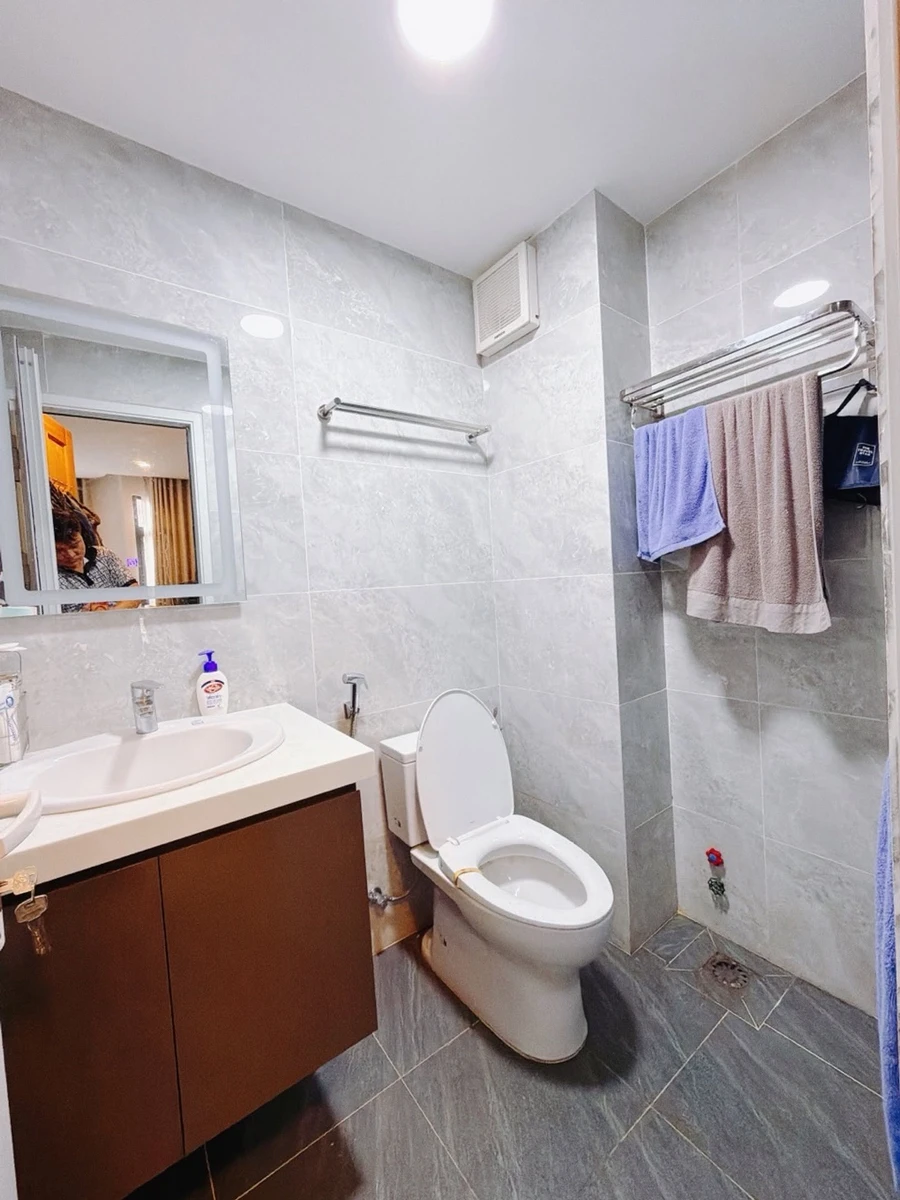 Bán nhà mặt tiền 120m2 Tân Vĩnh Quận 4, 8.1 tỷ - Ảnh thu nhỏ 2