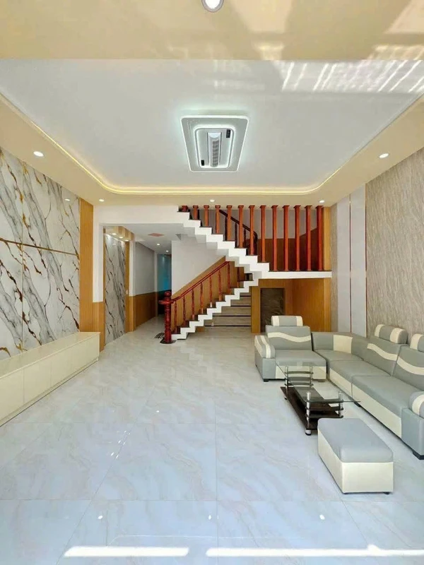 Bán nhà trệt lầu 3 phòng 120m2 Cần Thơ 2.95 tỷ