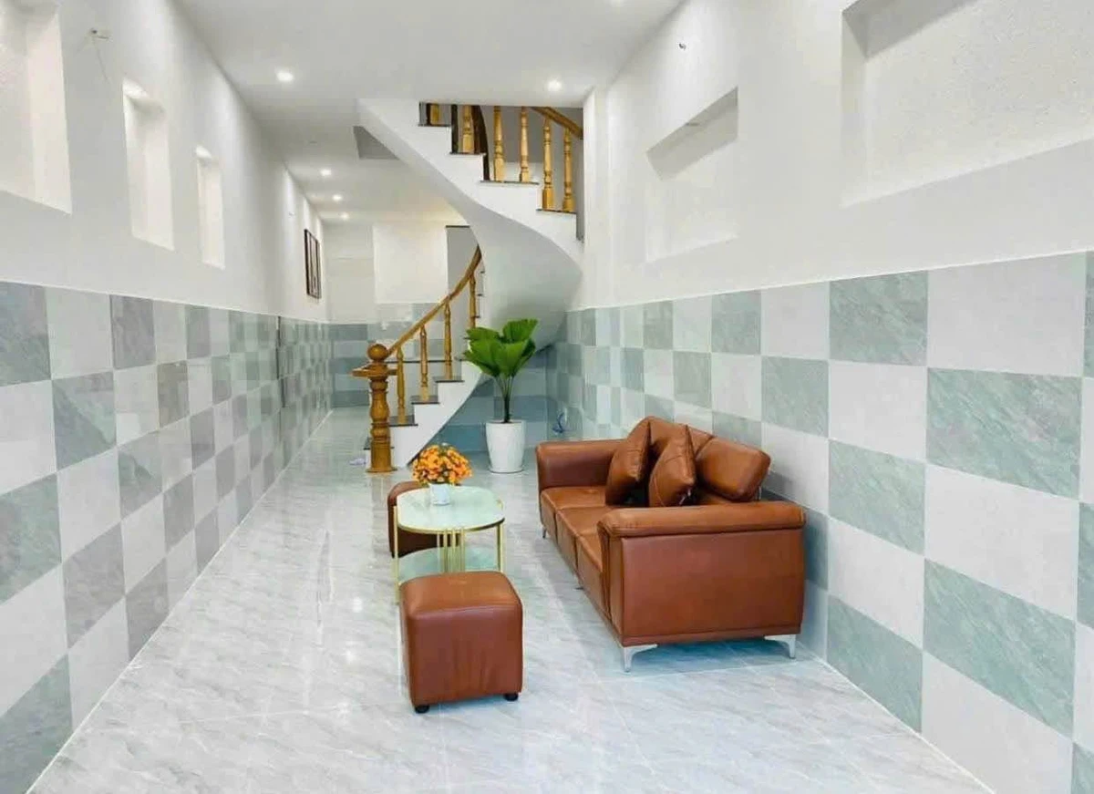 Bán nhà 4 tầng mặt tiền Xô Viết Nghệ Tĩnh, Vũng Tàu 93m² 10.5 tỷ - Ảnh thu nhỏ 2