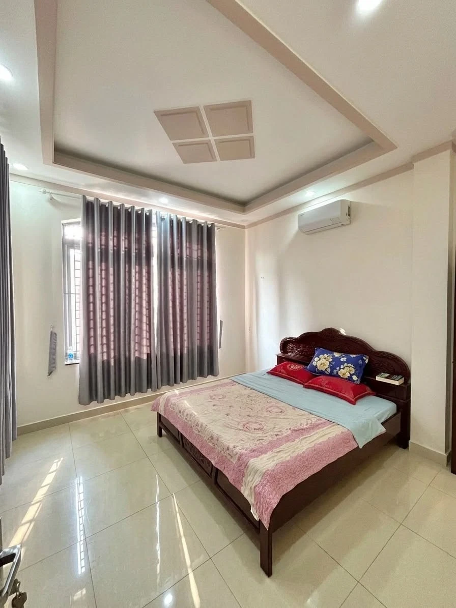 Bán nhà phố mặt tiền 6m 75m2 4PN Dĩ An - Ảnh thu nhỏ 3