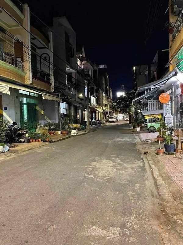 Bán shophouse Phú Mỹ An, Huế, 348m2, giá 8 tỷ 4700m