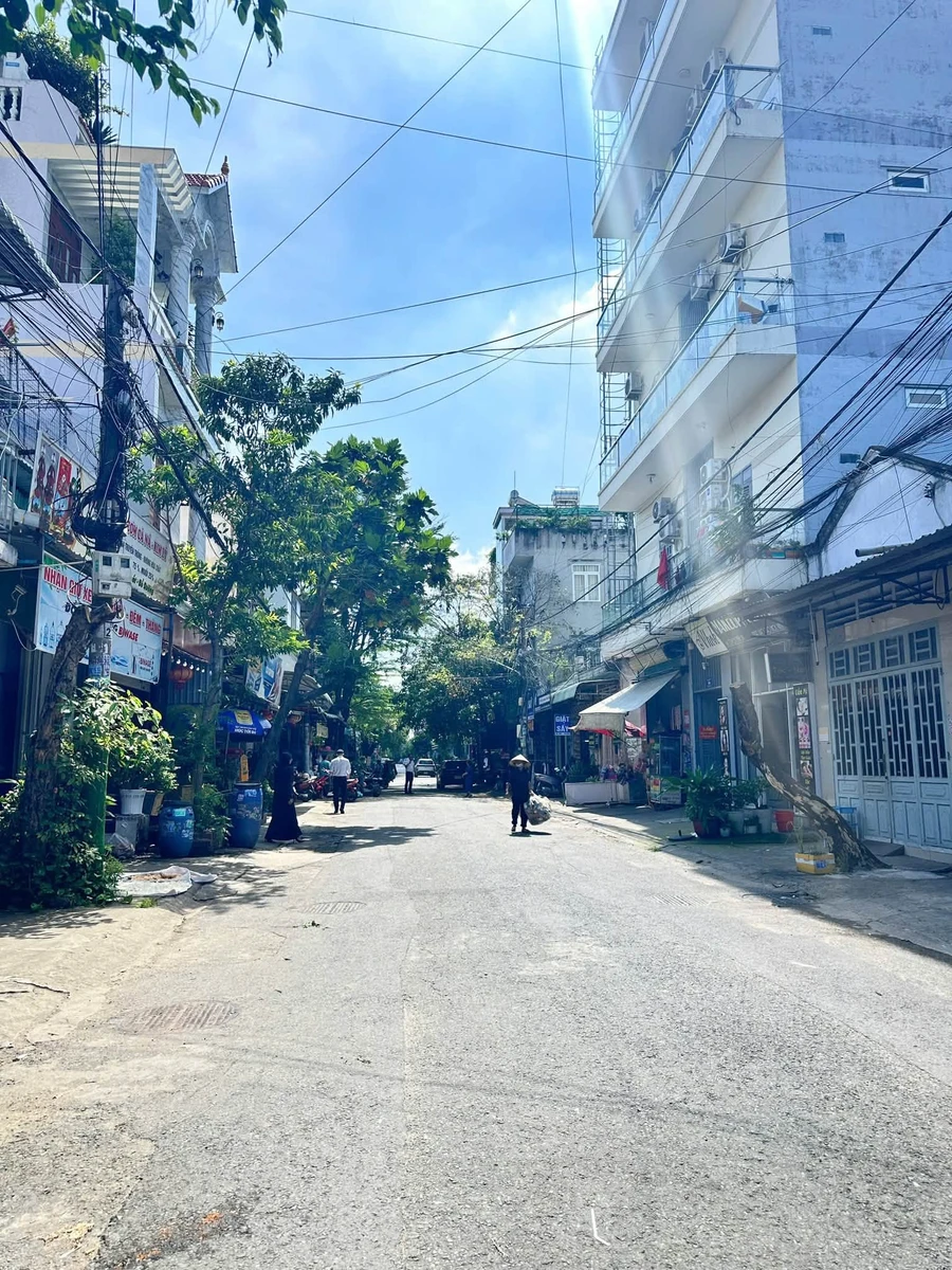 Bán nhà trọ 300m² full thổ cư Dĩ An, 10,3 tỷ - Ảnh 1