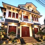 Bán biệt thự gỗ hương 504m² 7PN Quận 3 - Ảnh thu nhỏ 1