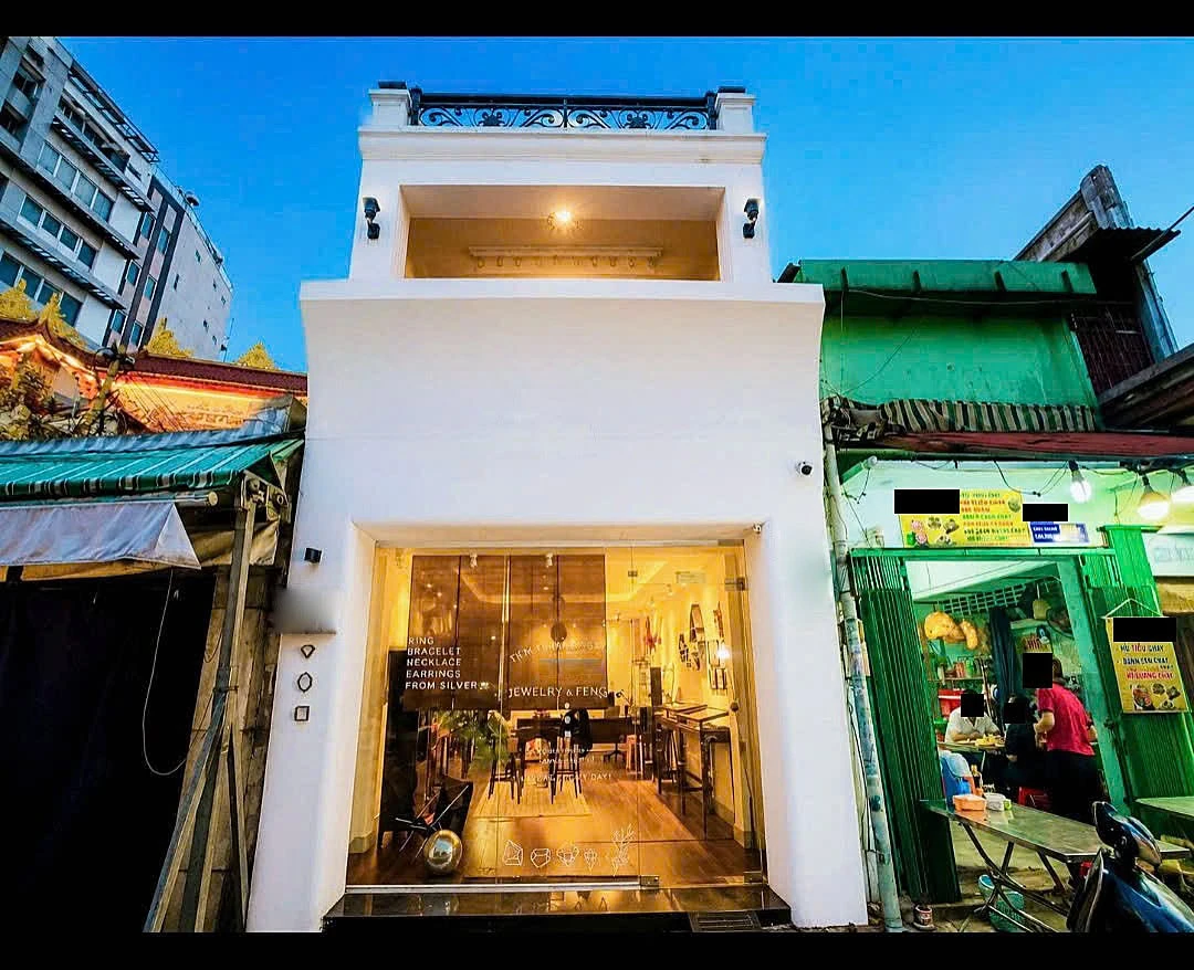 Bán nhà mặt tiền Hồng Bàng Quận 11, 59,4m², 1 trệt 2 lầu, 3PN, giá 11,5 tỷ - Ảnh 1
