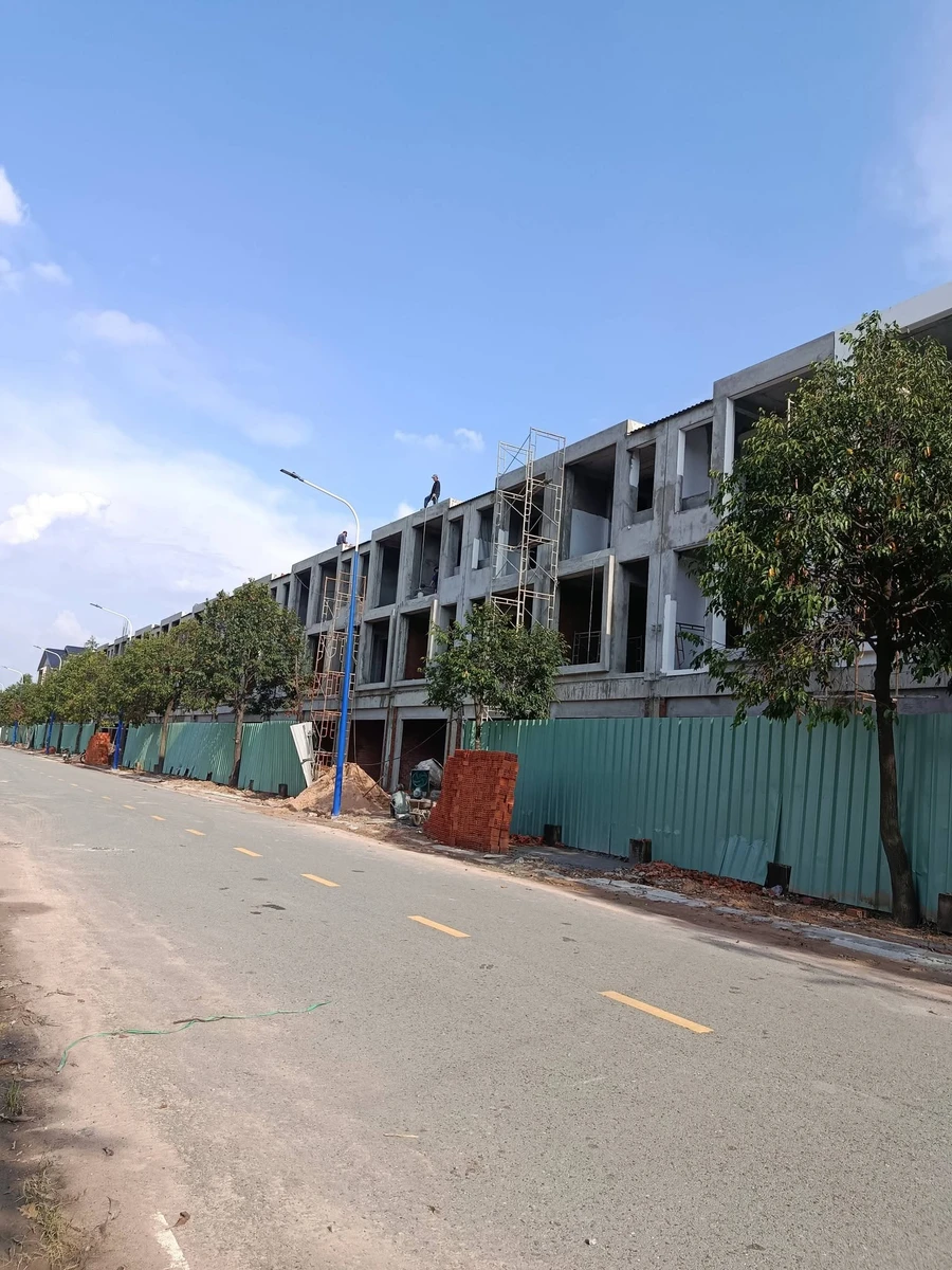 Bán shophouse mặt tiền đường Lê Lợi, dự án Fiesta Central, 150m2, 4,6 tỷ, Bình Dương - Ảnh thu nhỏ 2