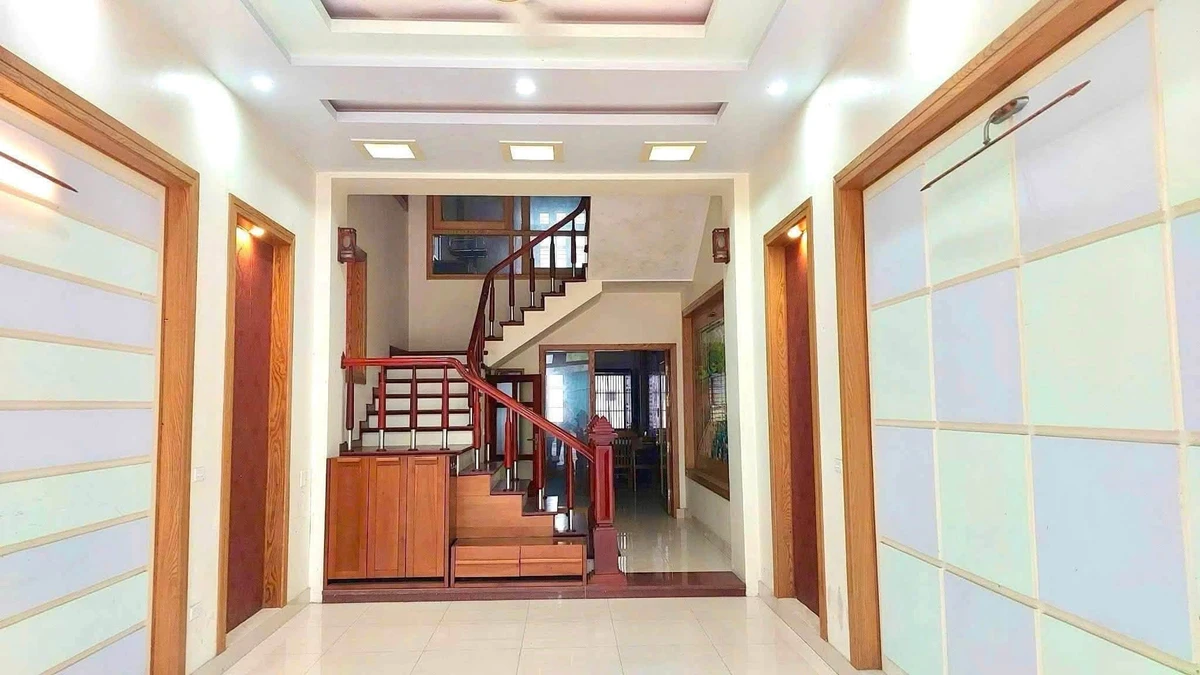 Bán nhà 5 tầng mặt phố Phạm Ngọc Khánh Hải Dương 72m2, 7 tỷ - Ảnh 1