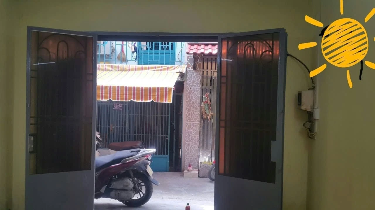 Bán nhà cấp 4 gác suốt ban công 4x7,3m hẻm Đường Số 12, Bình Hưng Hòa A, Bình Tân - Ảnh 1