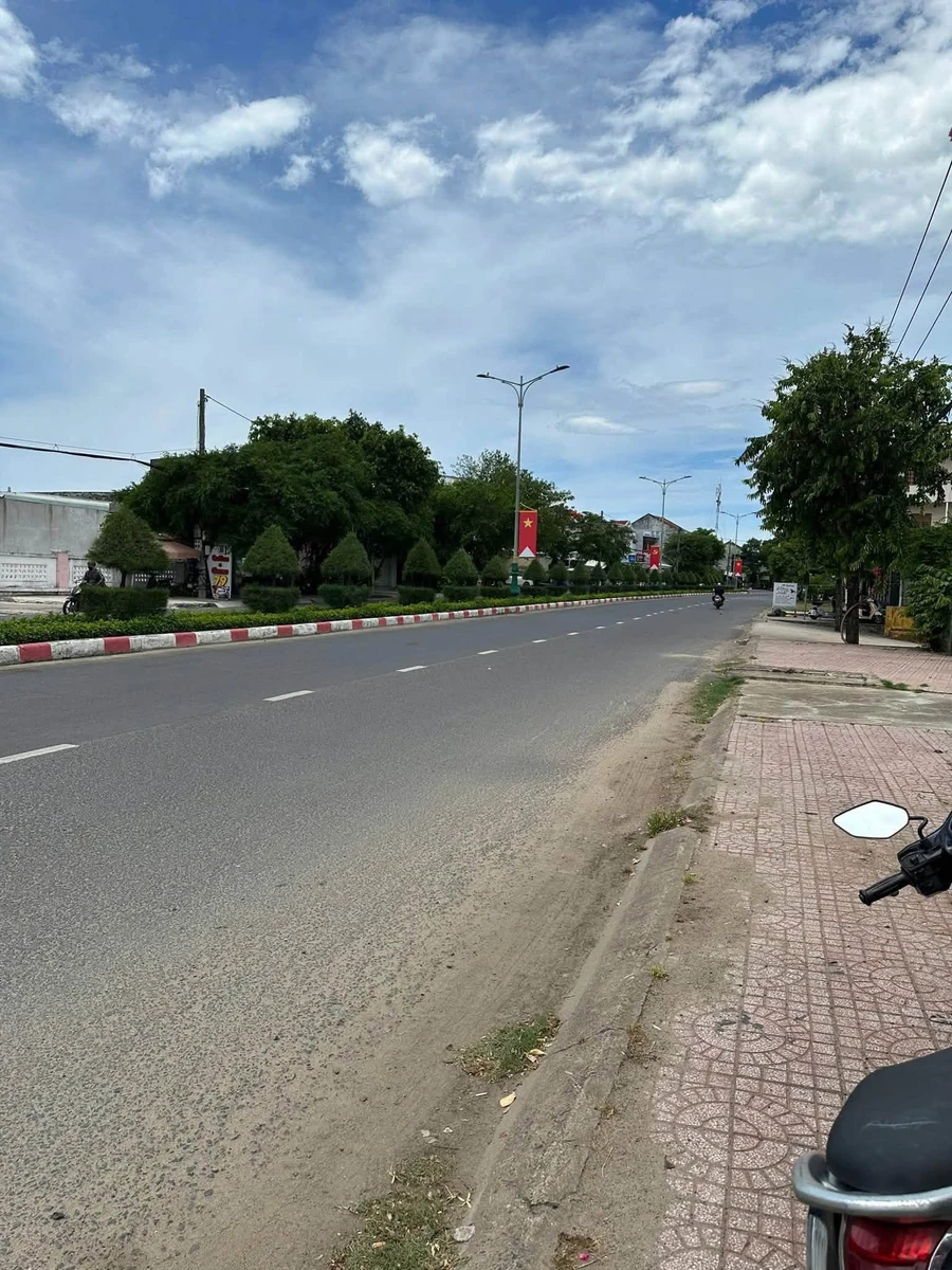 Bán lô đất mặt tiền Nguyễn Tất Thành, 125m2, Bình Kiến - Ảnh thu nhỏ 3
