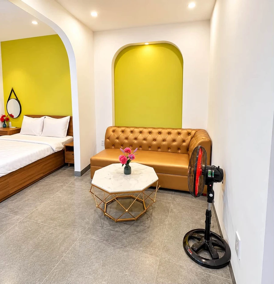 Bán shophouse 94m2 mặt tiền Nguyễn Công Trứ 16 tỷ Quận 1 - Ảnh thu nhỏ 2