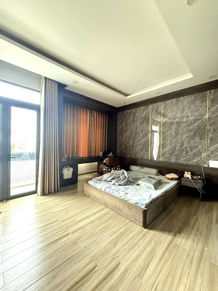 Bán shophouse mặt tiền Trường Sa, Phú Nhuận, 65m², 6PN, 13.5 tỷ - Ảnh thu nhỏ 4
