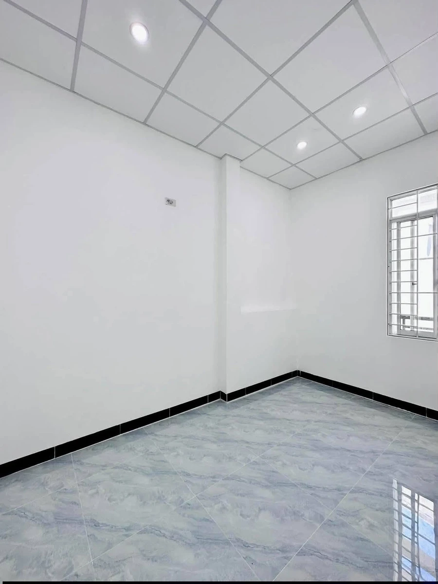 Bán nhà hẻm 40m2 đường Lý Thái Tổ Quy Nhơn 2 tỷ 5 - Ảnh thu nhỏ 4