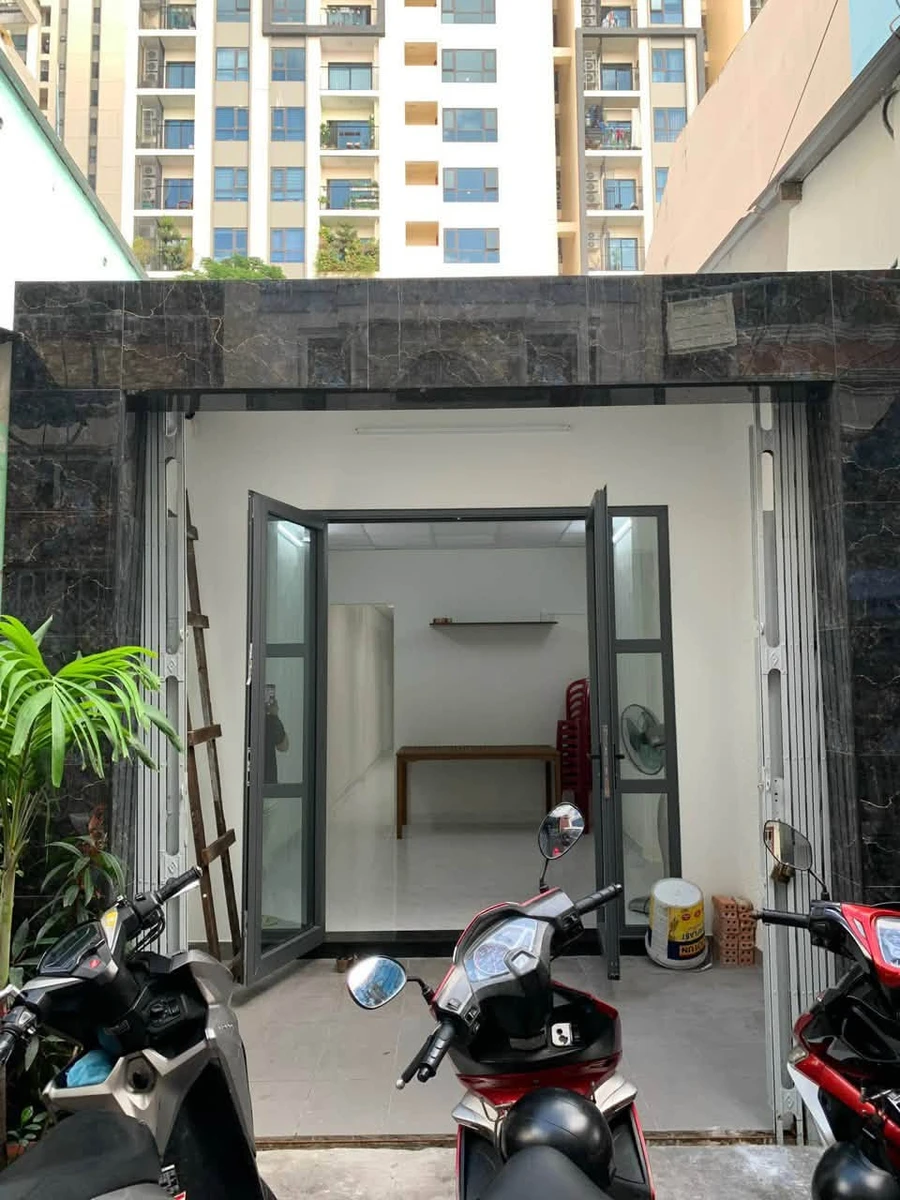 Bán nhà cấp 4 62m2 hẻm xe hơi 5m sát Hà Đô Centrosa, Quận 10 - Ảnh thu nhỏ 2