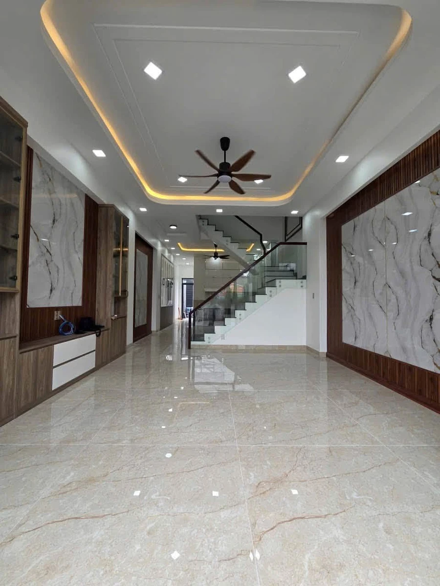 Bán nhà 1 trệt 2 lầu 4PN 118,9m² Dĩ An 7,95 tỷ - Ảnh thu nhỏ 4