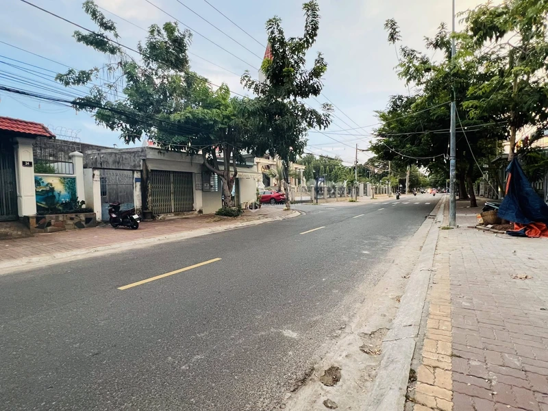 Bán nhà mặt tiền Ngô Quyền Vũng Tàu 142m2, 8.5 tỷ