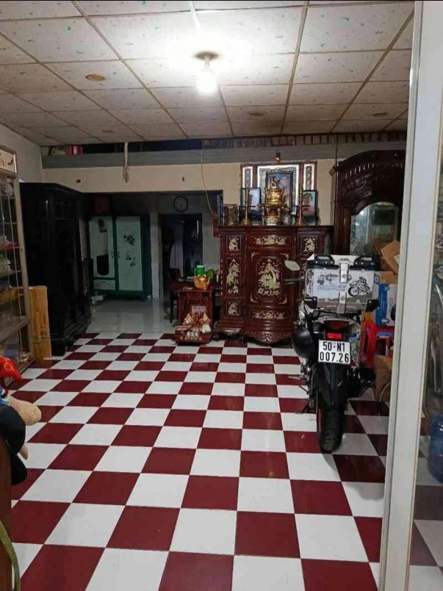 Bán nhà mặt tiền Tỉnh Lộ 10, 75m², 3 phòng, 11 tỷ - Ảnh thu nhỏ 2