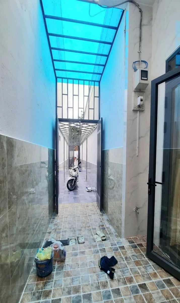 Bán nhà mới xây full nội thất hẻm ô tô Nguyễn Kiệm, Phường 3, Gò Vấp, 80m2, 6 tỷ - Ảnh thu nhỏ 3