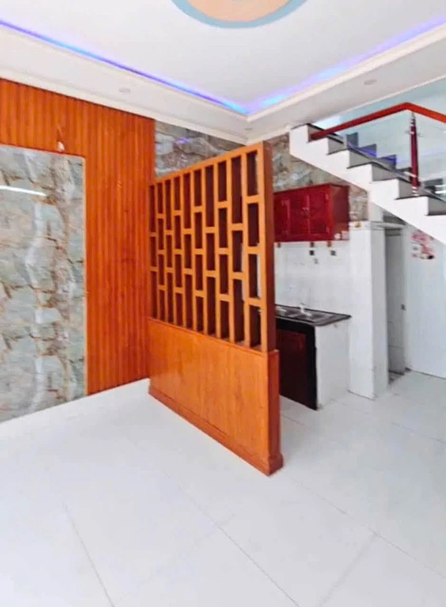 Bán nhà sổ chung 2 phòng ngủ, 56m2, giá 879 triệu tại Bình Chuẩn, Thuận An, Bình Dương - Ảnh thu nhỏ 3