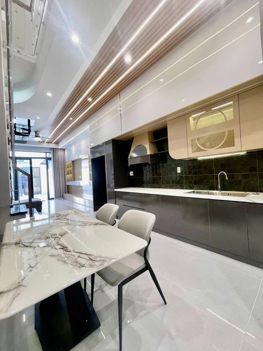Bán nhà 1 trệt 1 lầu 140m2 Tân Hiệp, Đồng Nai 4 tỷ 550 triệu - Ảnh thu nhỏ 4